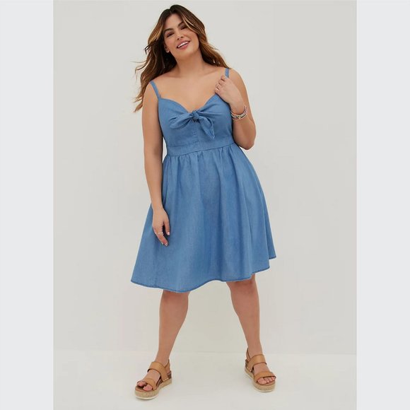 Torrid Tie-Front Skater Dress - Chambray Blue Size 4 - Picture 3 of 5